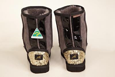 Diagonal Short Patent Grey