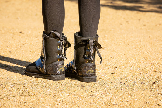 Short Black LACE UP